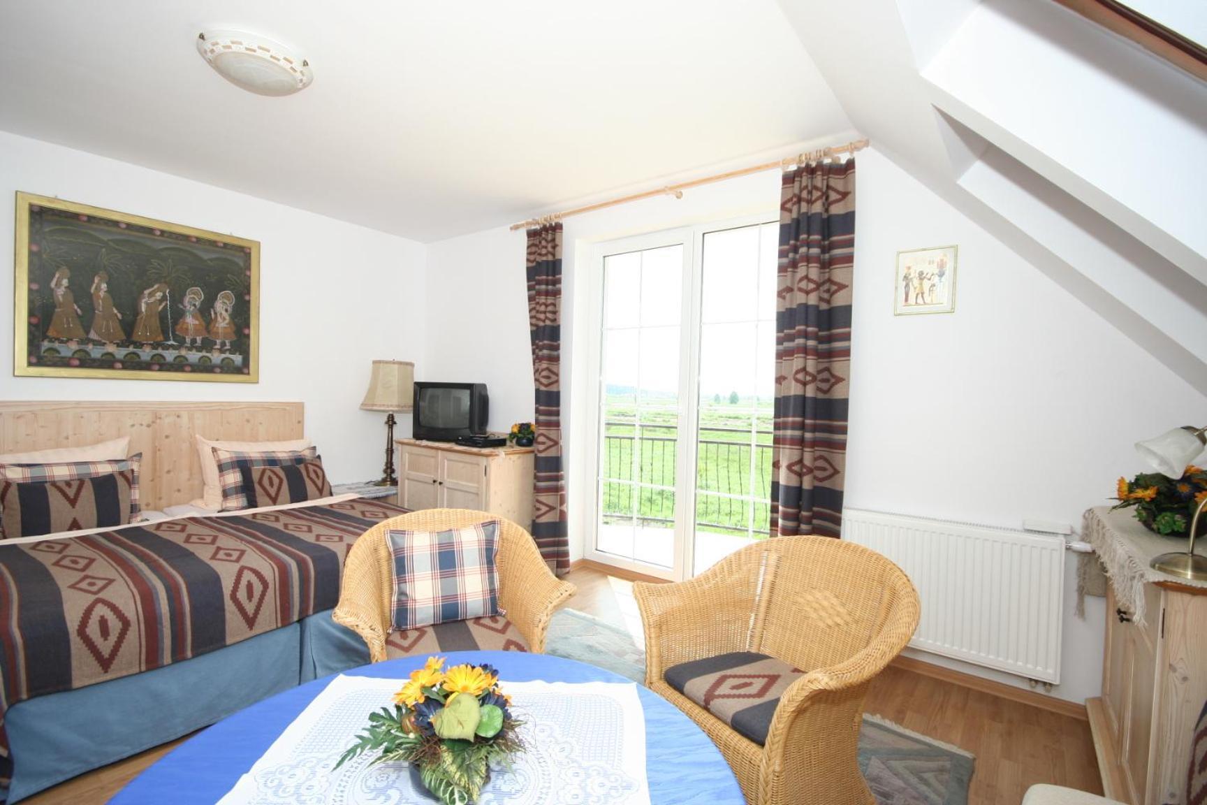 Dworek Leba I Domki Ranczo Itrich Room photo