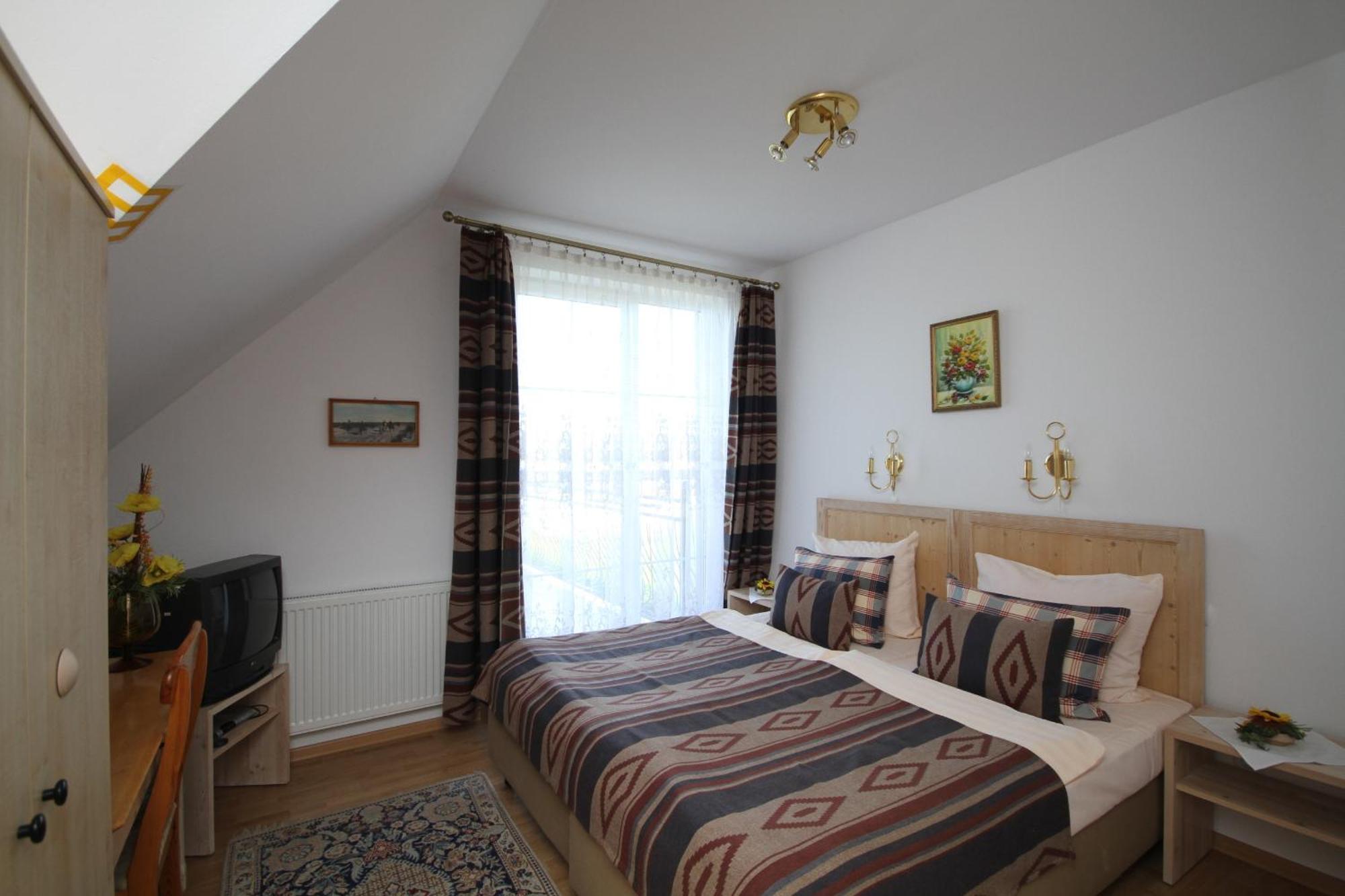 Dworek Leba I Domki Ranczo Itrich Room photo