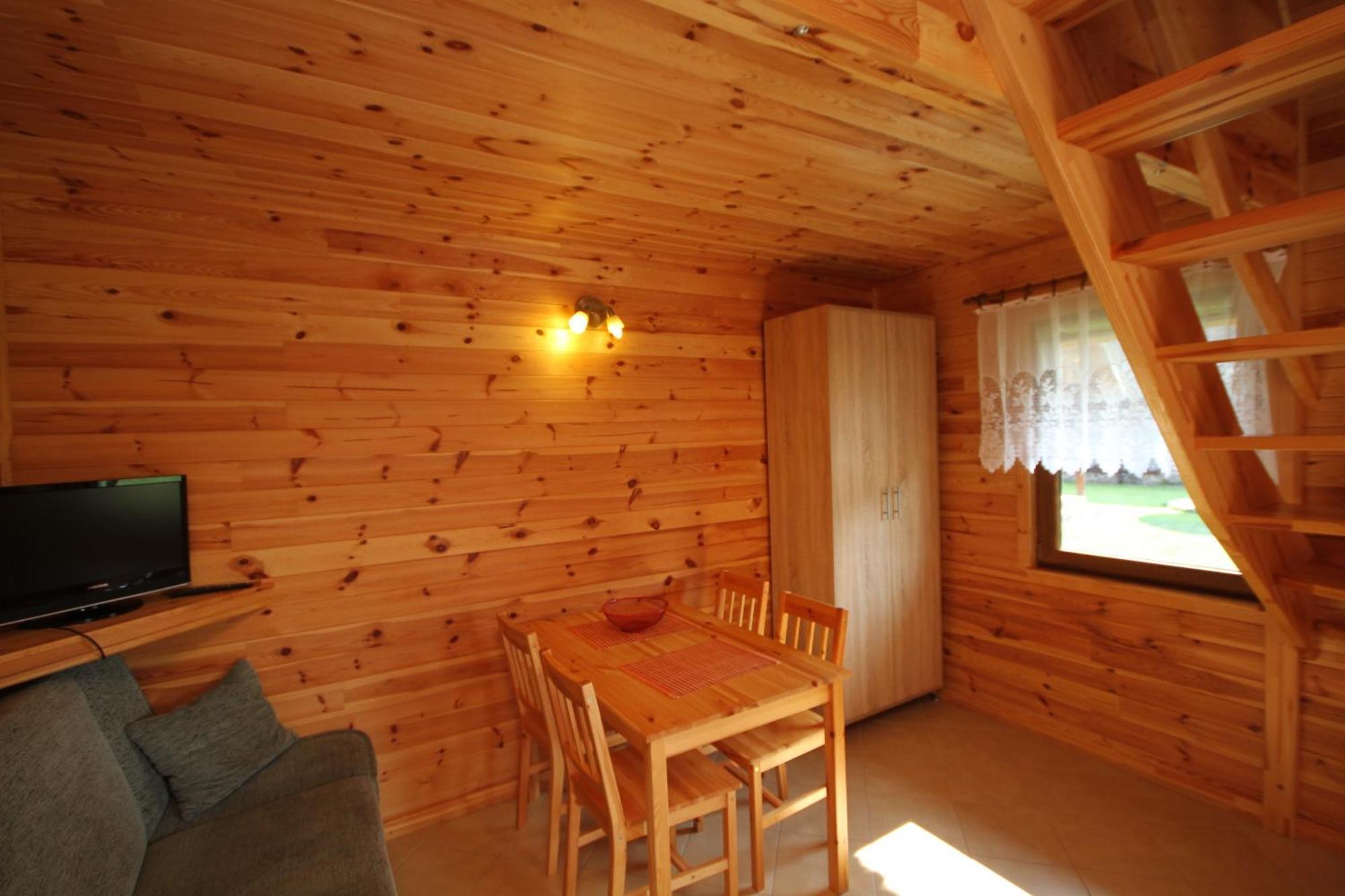 Dworek Leba I Domki Ranczo Itrich Exterior photo